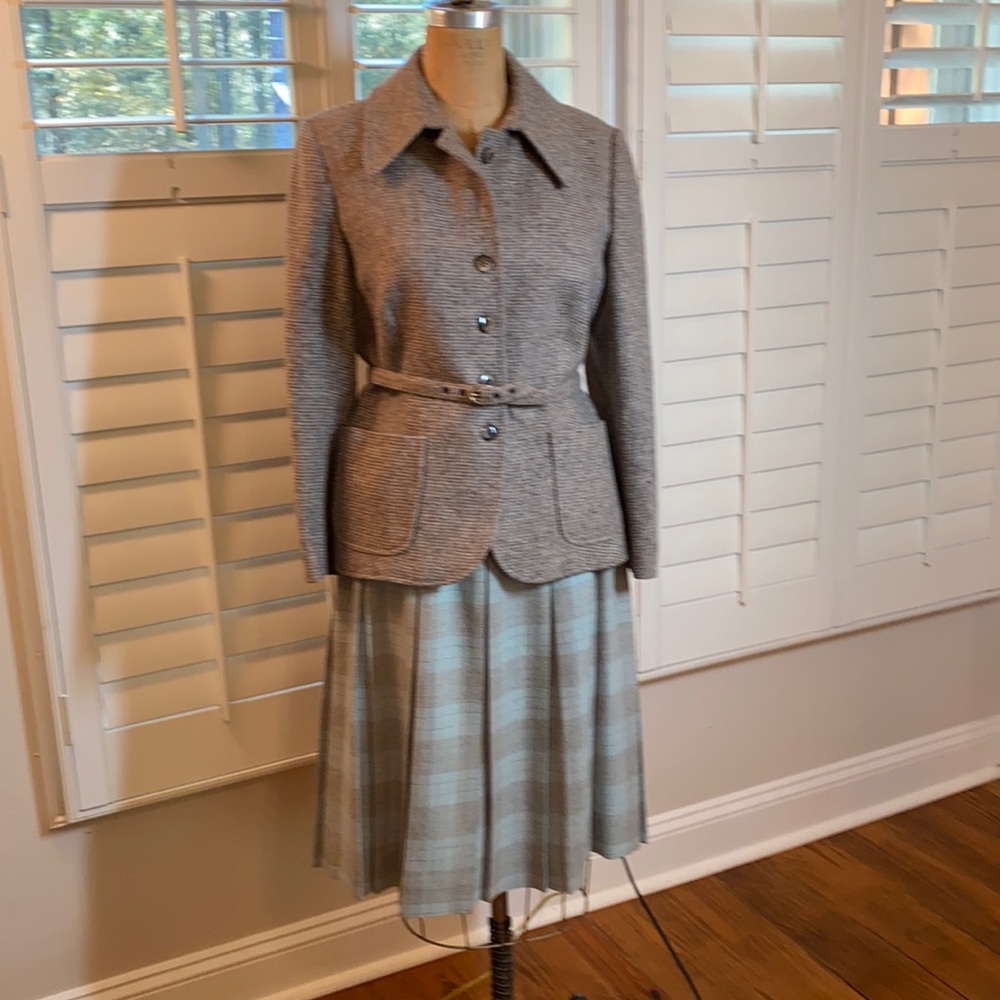 Vintage Ricardo Wool belted  Blazer